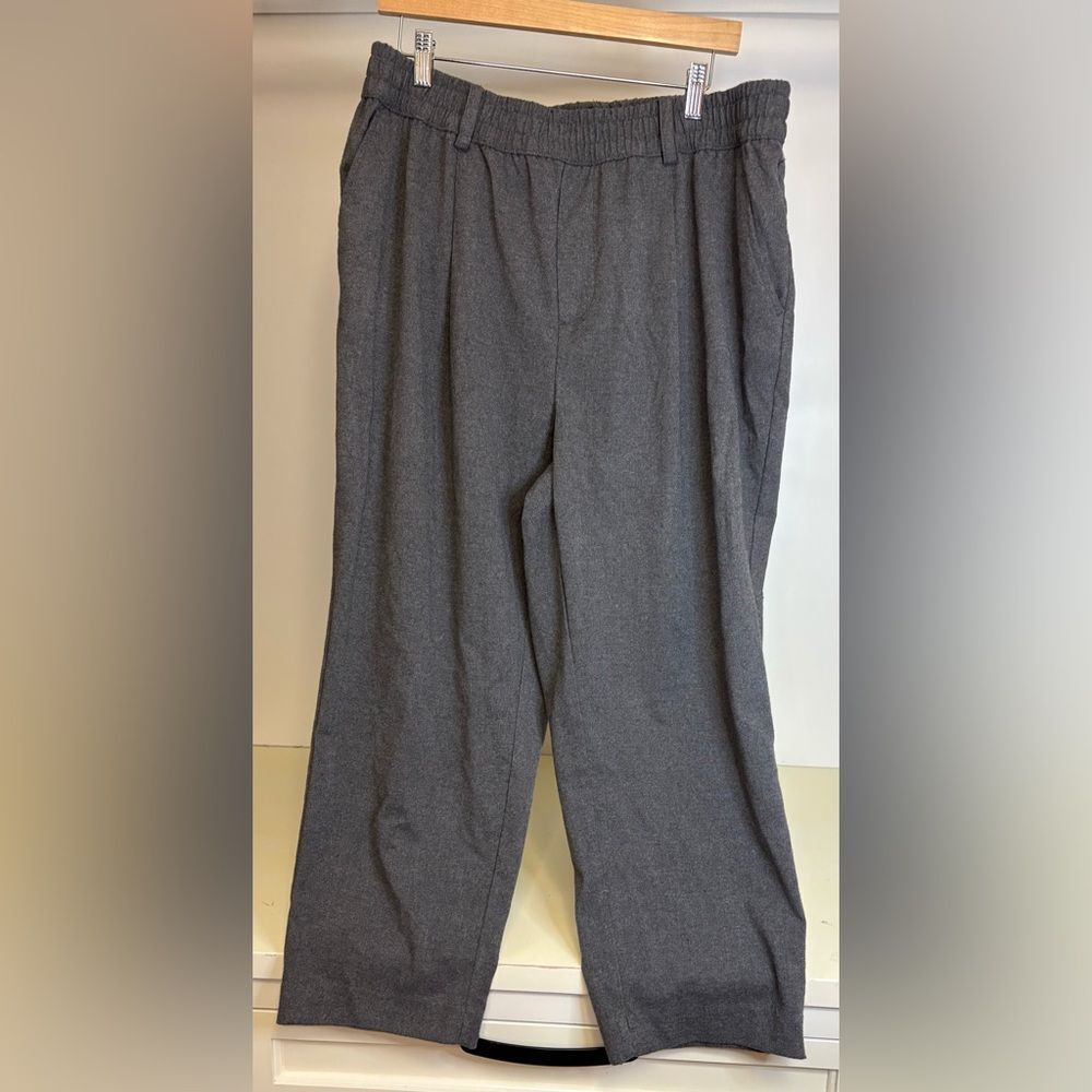Excellent condition Gray Pants XL